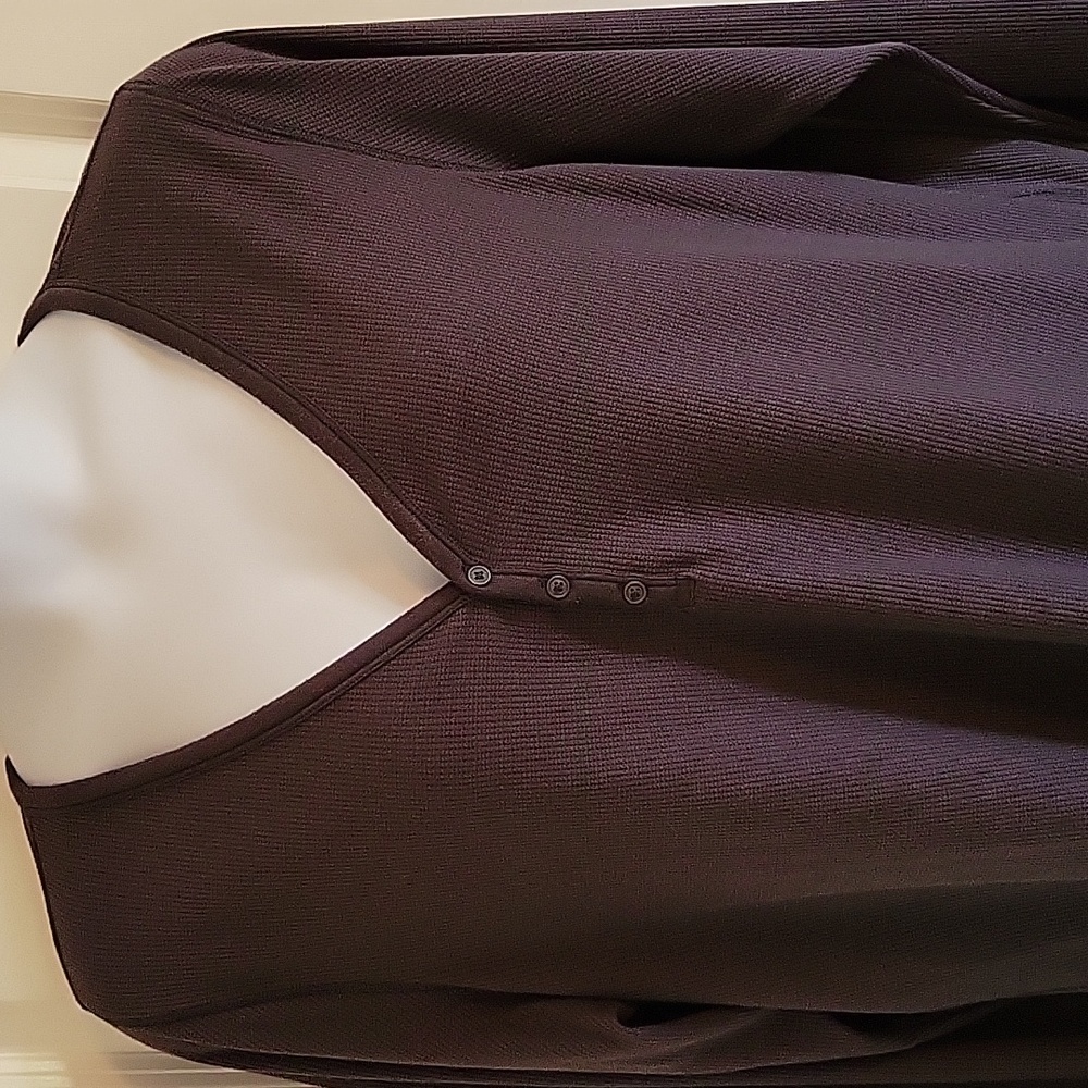 Fabletics Shirt - Picture 3 of 8